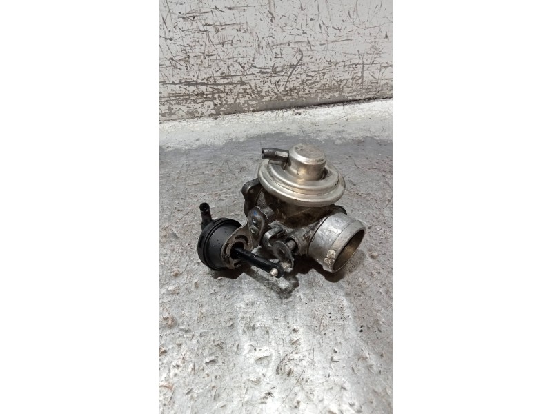 Recambio de valvula egr para seat ibiza (6l1) signo referencia OEM IAM 039129637B  