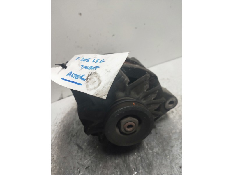 Recambio de alternador para peugeot 205 berlina xad / xad multi referencia OEM IAM 0120489393  