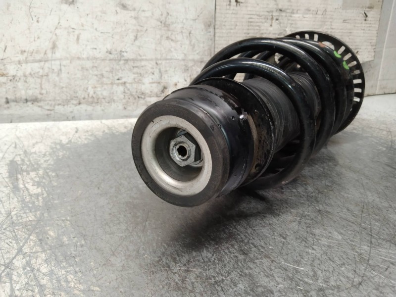 Recambio de amortiguador delantero derecho para audi a1 sportback (8xa) ambition referencia OEM IAM 6R0413031S  