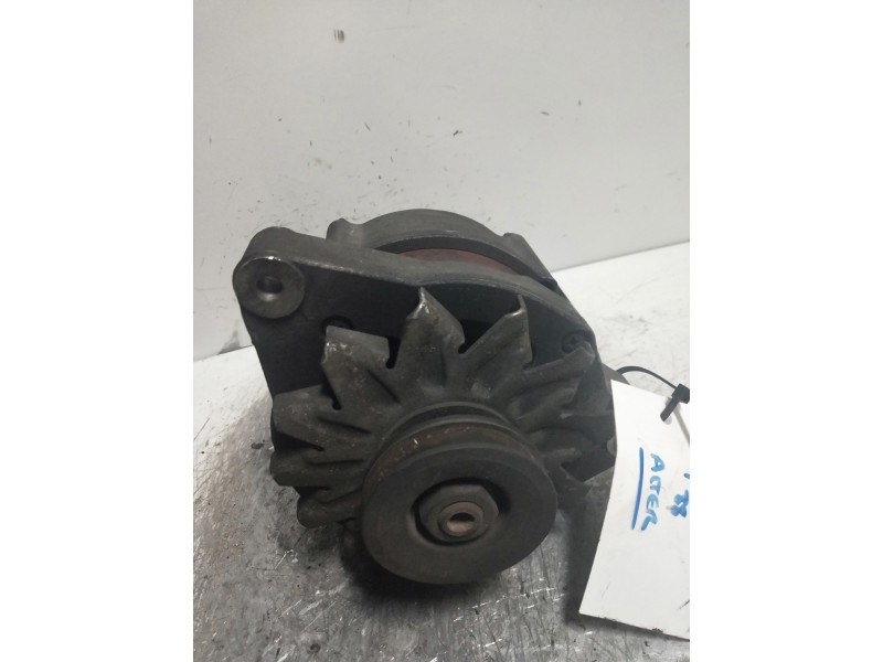 Recambio de alternador para peugeot 309 xl referencia OEM IAM 0120489333  