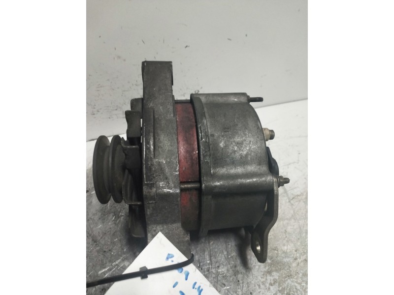 Recambio de alternador para peugeot 309 xl referencia OEM IAM 0120489333  