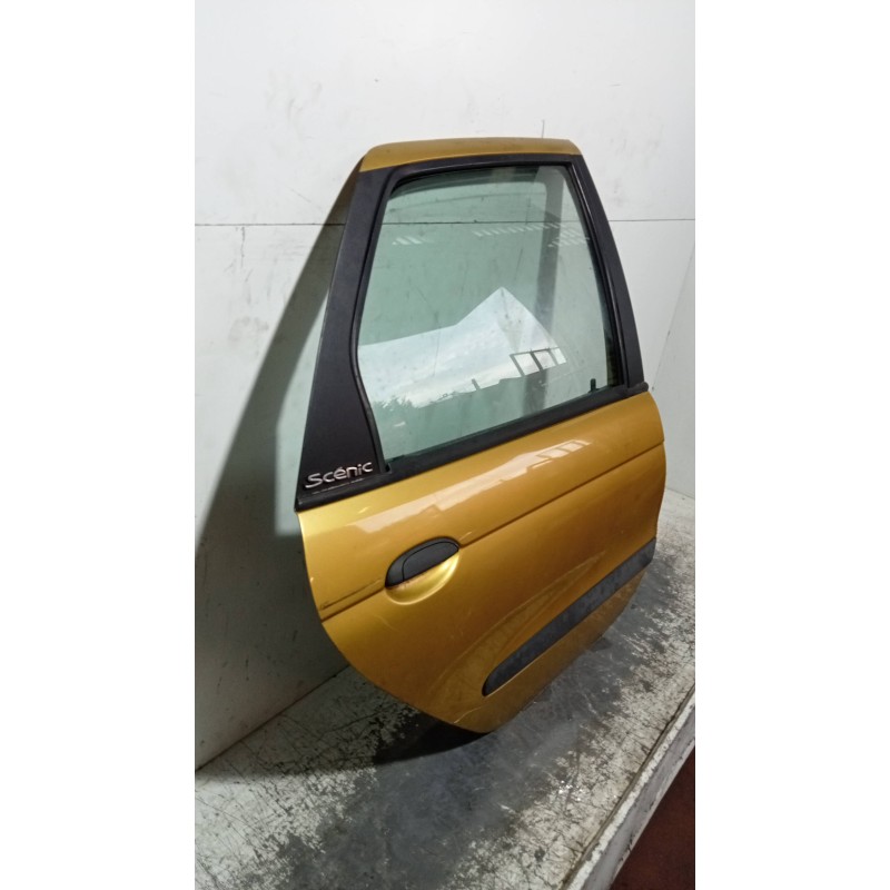 Recambio de puerta trasera derecha para renault megane i scenic (ja0) 1.9 d alize referencia OEM IAM   5P
