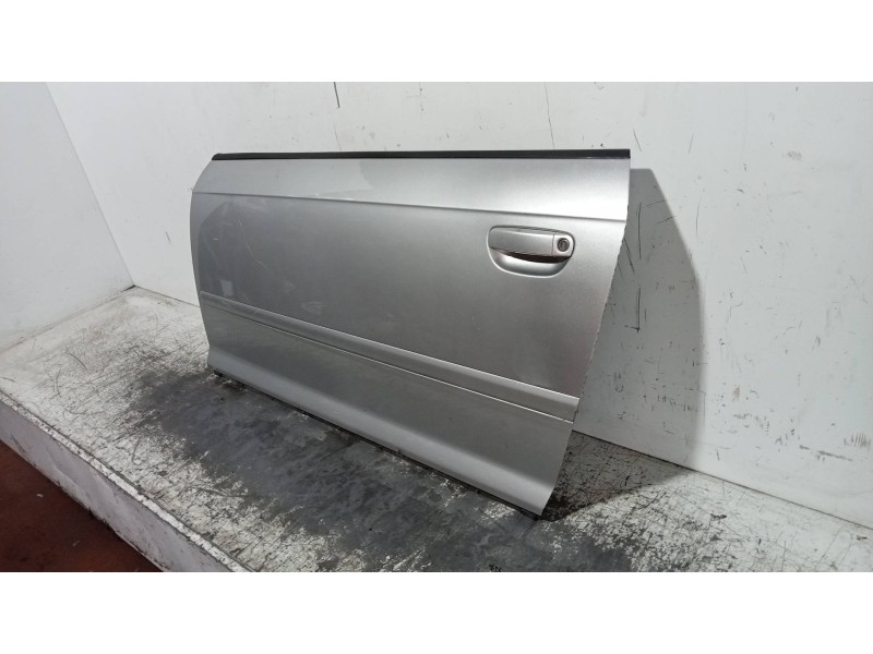 Recambio de puerta delantera izquierda para audi a3 (8p) 2.0 tdi referencia OEM IAM   3P