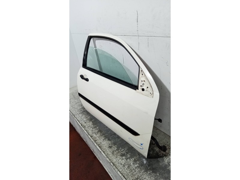 Recambio de puerta delantera derecha para ford focus berlina (cak) 1.8 tdci turbodiesel cat referencia OEM IAM   3P