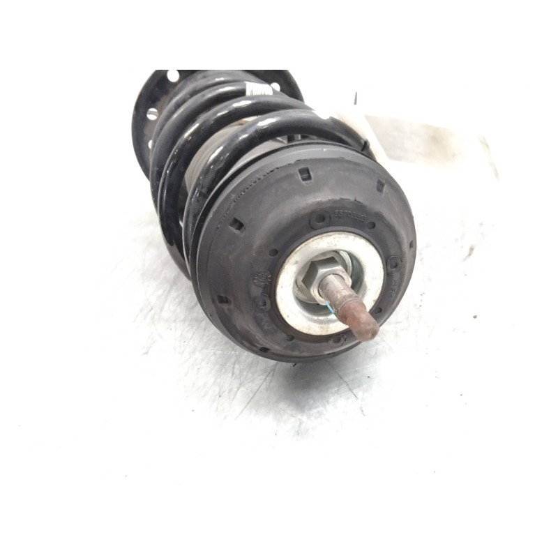 Recambio de amortiguador delantero derecho para opel corsa d 1.3 16v cdti referencia OEM IAM 13343100  