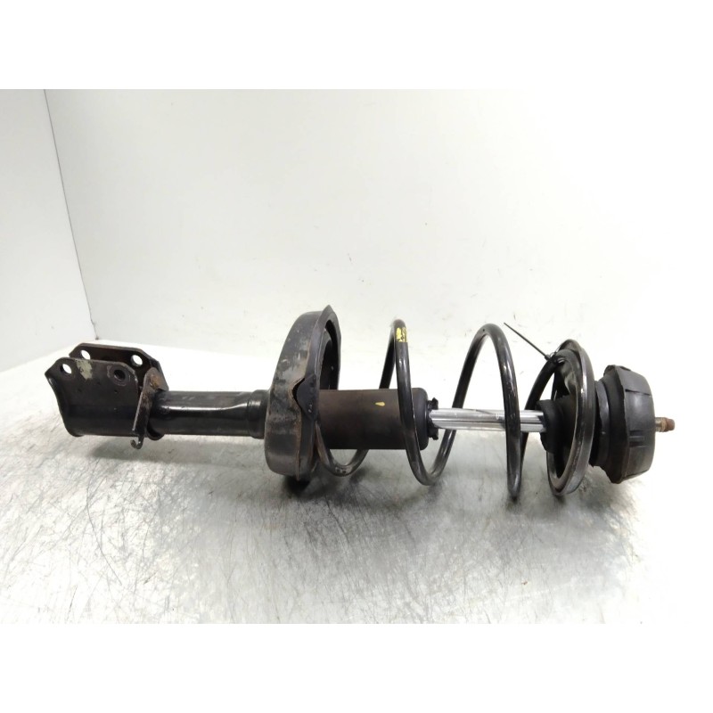 Recambio de amortiguador delantero izquierdo para renault clio ii fase ii (b/cb0) authentique referencia OEM IAM   