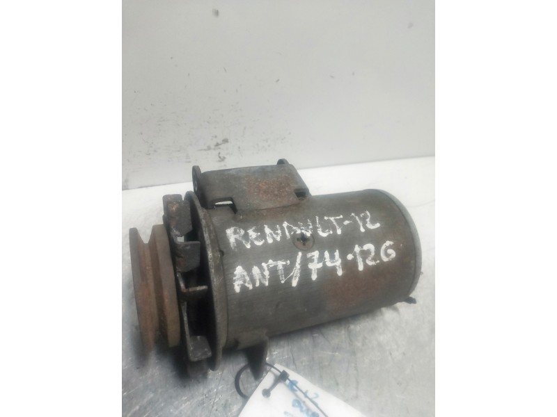 Recambio de alternador para renault 12 referencia OEM IAM   