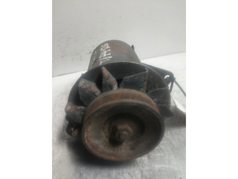 Recambio de alternador para renault 12 referencia OEM IAM   