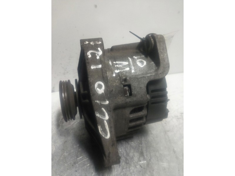 Recambio de alternador para renault clio ii fase i (b/cbo) 1.2 rt clima (b/cboa/f) referencia OEM IAM 7700437090  