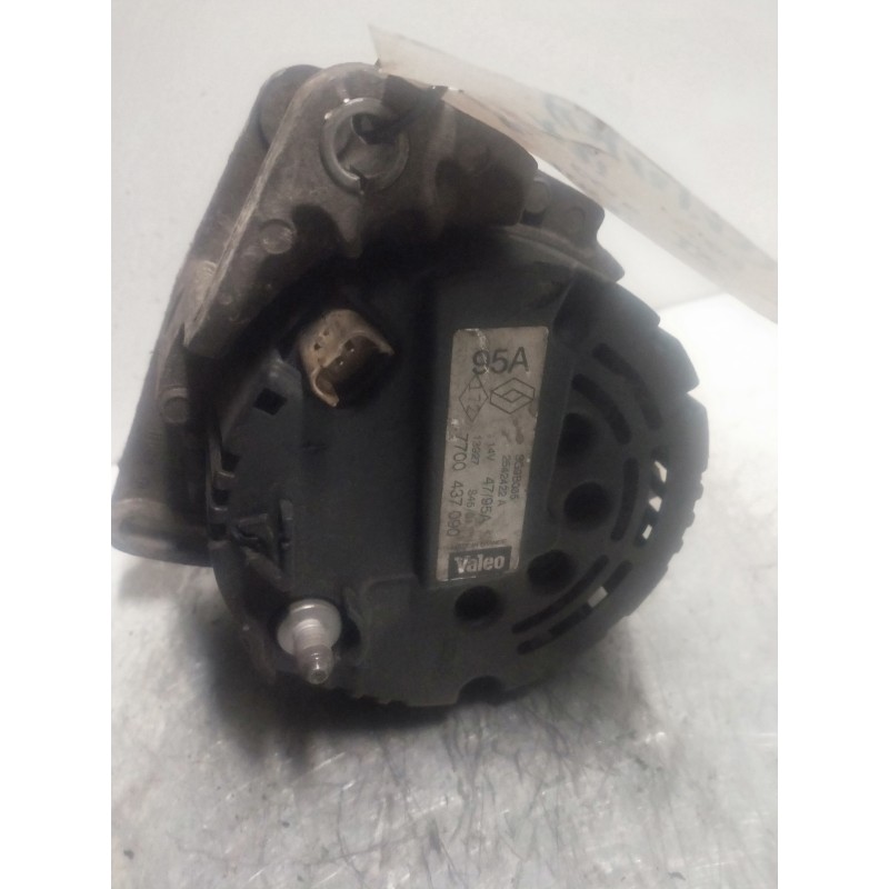 Recambio de alternador para renault clio ii fase i (b/cbo) 1.2 rt clima (b/cboa/f) referencia OEM IAM 7700437090  