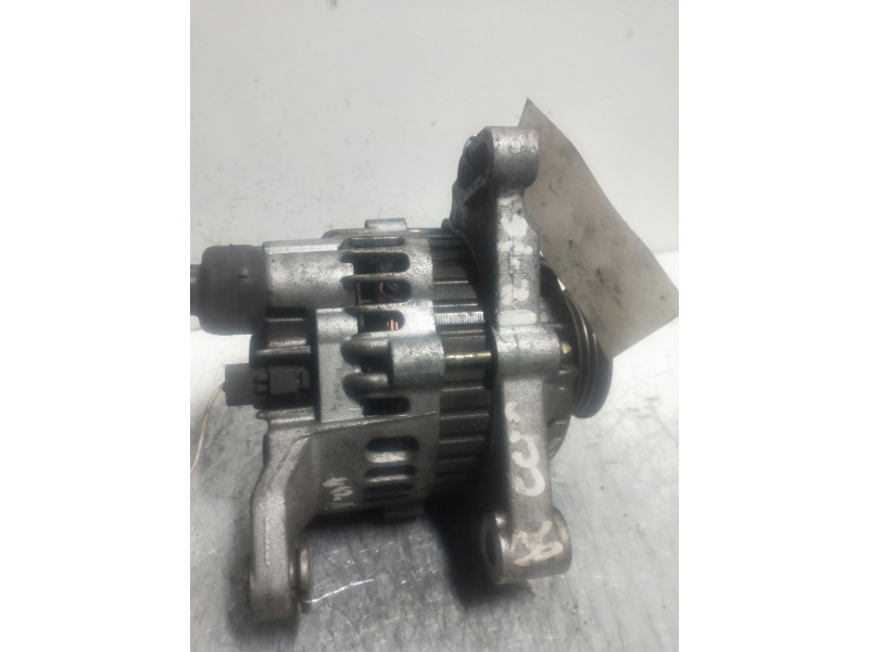 Recambio de alternador para renault clio ii fase ii (b/cb0) privilege referencia OEM IAM 8200065730  