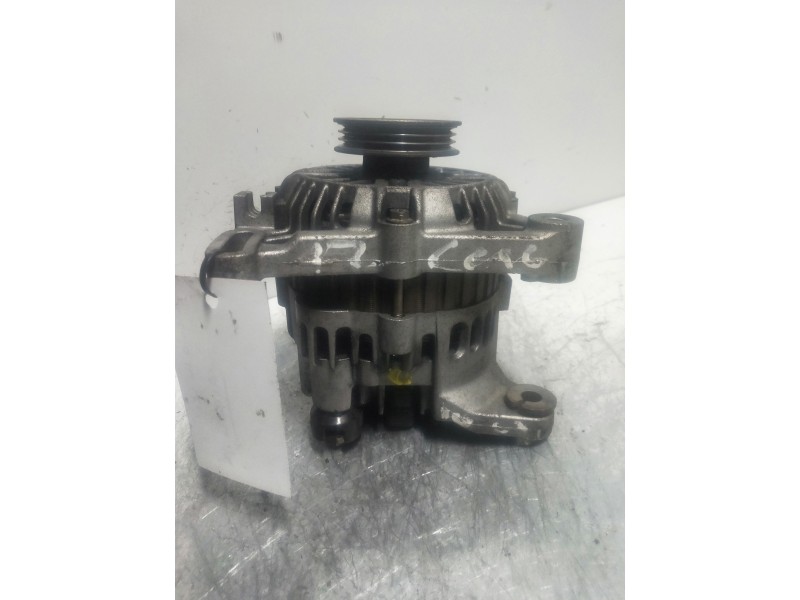 Recambio de alternador para renault clio ii fase ii (b/cb0) privilege referencia OEM IAM   