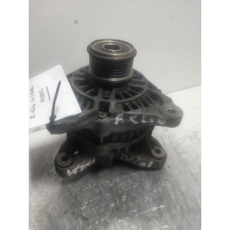 Recambio de alternador para renault clio ii fase ii (b/cb0) pack authentique referencia OEM IAM 8200468131  
