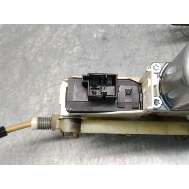 Recambio de elevalunas trasero derecho para audi a6 berlina (4f2) 2.0 tdi referencia OEM IAM 4F0839462A 4F0959802C 4P