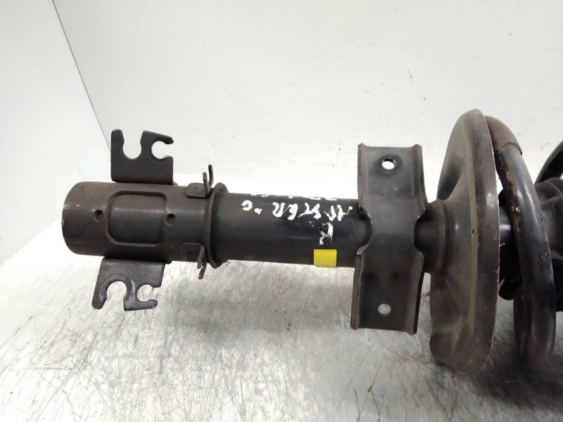 Recambio de amortiguador delantero izquierdo para renault master kasten l3h3 gka 3,5t referencia OEM IAM   