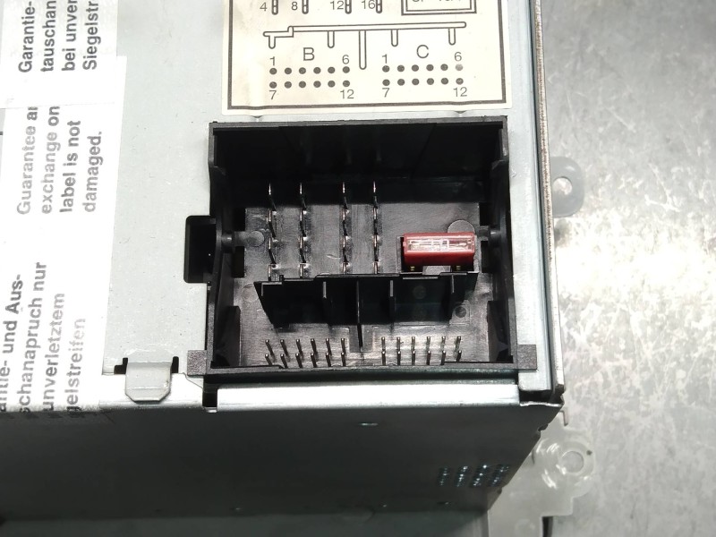 Recambio de sistema audio / radio cd para volkswagen caddy ka/kb (2k) furg. referencia OEM IAM 1K0035186AF   Recambio de sistema audio / radio cd para volkswagen caddy ka/kb (2k) furg. referencia OEM IAM 1K0035186AF