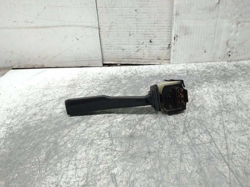 Recambio de mando limpia para volvo serie 460 2.0i action referencia OEM IAM 413436  