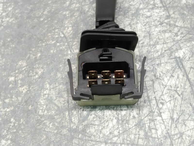 Recambio de mando limpia para volvo serie 460 2.0i action referencia OEM IAM 413436  