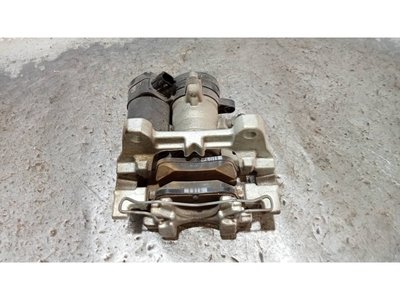 Recambio de pinza freno trasera izquierda para ford s-max titanium 4x4 referencia OEM IAM DG9C2D251G  