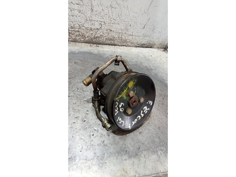 Recambio de bomba direccion para ford escort berl./turnier atlanta berlina referencia OEM IAM   
