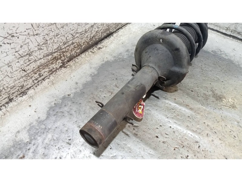 Recambio de amortiguador delantero izquierdo para volkswagen golf iv berlina (1j1) básico referencia OEM IAM   