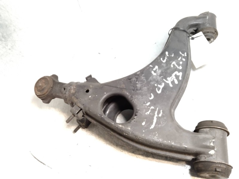 Recambio de brazo suspension inferior delantero izquierdo para mercedes clase c (w201) berlina 2.5 diesel referencia OEM IAM   
