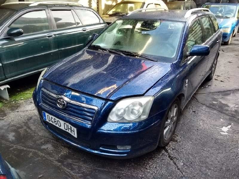toyota avensis wagon (t25) del año 2005