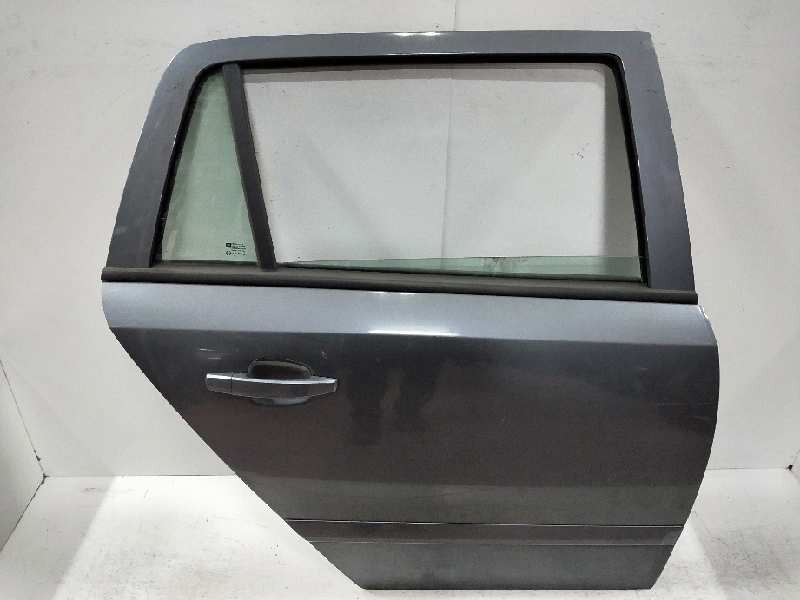 Recambio de puerta trasera derecha para opel astra h caravan 1.7 16v cdti referencia OEM IAM  5P 