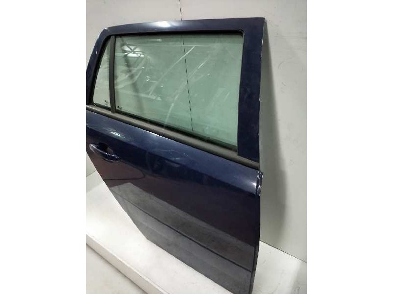 Recambio de puerta trasera derecha para opel astra h caravan 1.9 16v cdti cat (z 19 dth / lrd) referencia OEM IAM  5P  Recambio de puerta trasera derecha para opel astra h caravan 1.9 16v cdti cat (z 19 dth / lrd) referencia OEM IAM  5P