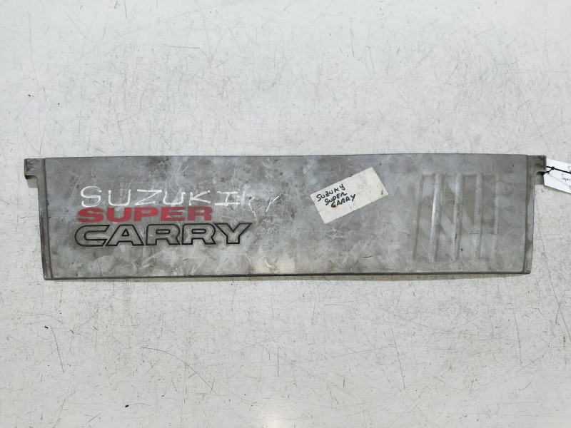 Recambio de rejilla delantera para suzuki carry st 90 0.8 referencia OEM IAM   