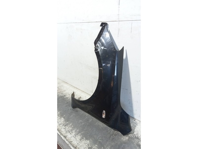 Recambio de aleta delantera izquierda para kia cee´d 1.4 cat referencia OEM IAM   