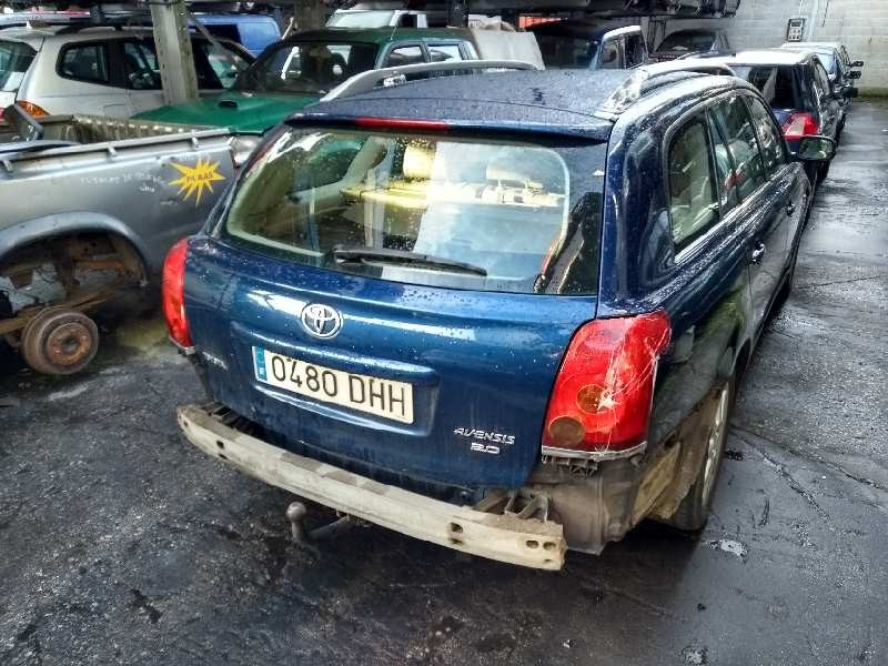 toyota avensis wagon (t25) del año 2005