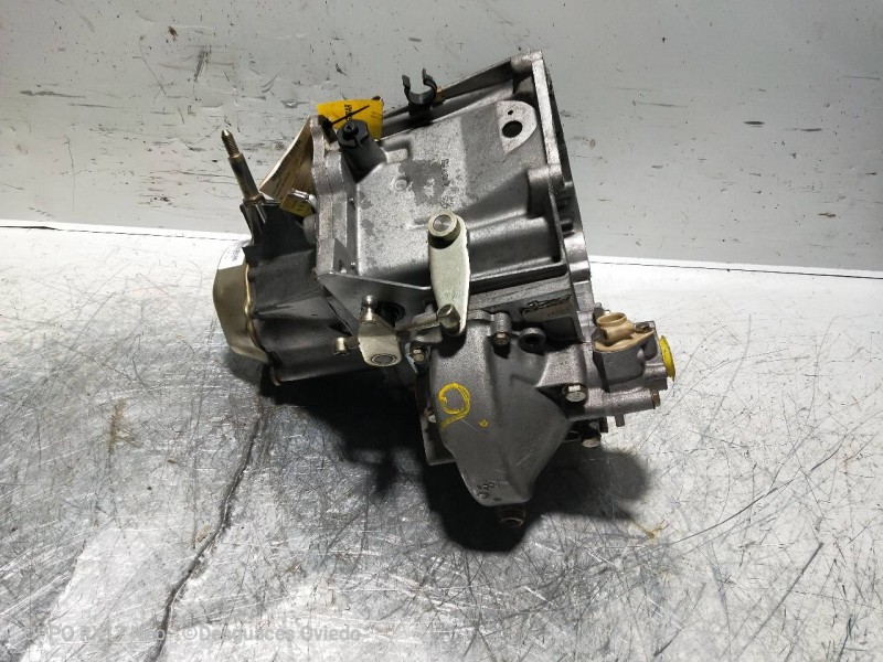Recambio de caja cambios para peugeot 205 berlina 1.3 referencia OEM IAM   