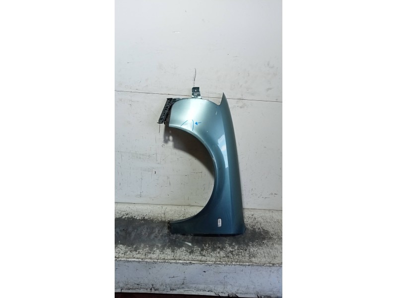 Recambio de aleta delantera izquierda para audi a6 berlina (4b2) 1.9 tdi referencia OEM IAM   