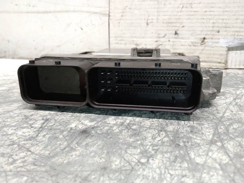 Recambio de centralita motor uce para kia cee´d 1.4 cat referencia OEM IAM 0261201202 391102B520 GED744CFS45000