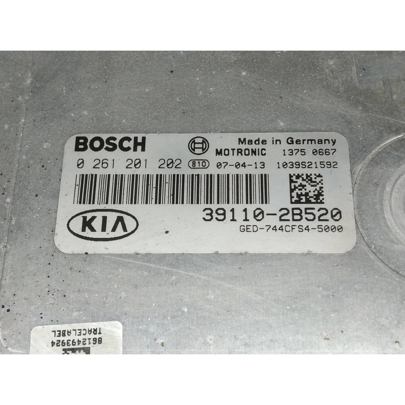 Recambio de centralita motor uce para kia cee´d 1.4 cat referencia OEM IAM 0261201202 391102B520 GED744CFS45000