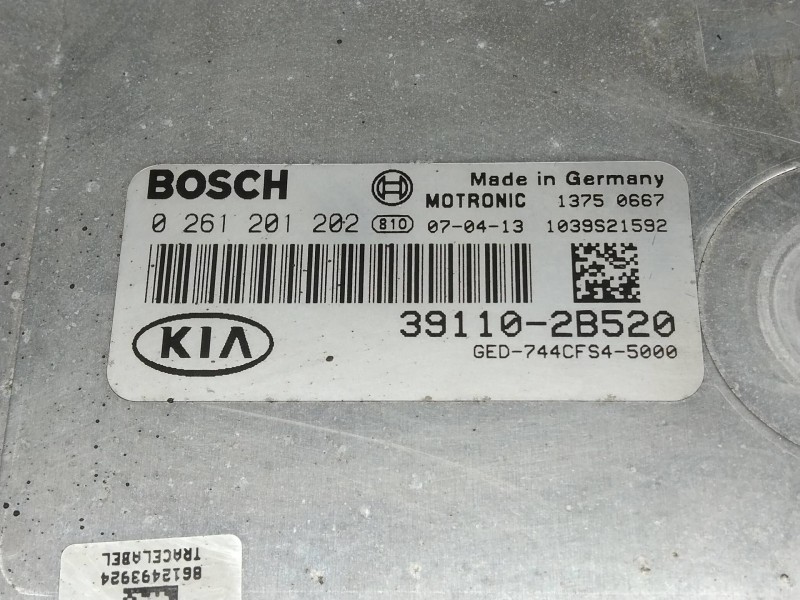 Recambio de centralita motor uce para kia cee´d 1.4 cat referencia OEM IAM 0261201202 391102B520 GED744CFS45000