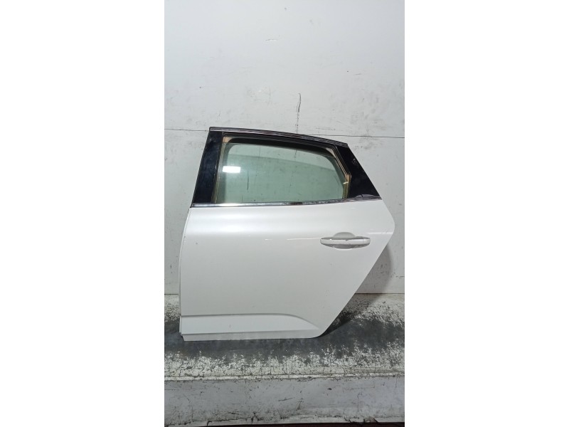 Recambio de puerta trasera izquierda para renault talisman limited referencia OEM IAM   4P