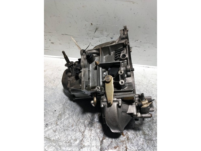 Recambio de caja cambios para peugeot 205 berlina xad / xad multi referencia OEM IAM 20CL89 5044215A 