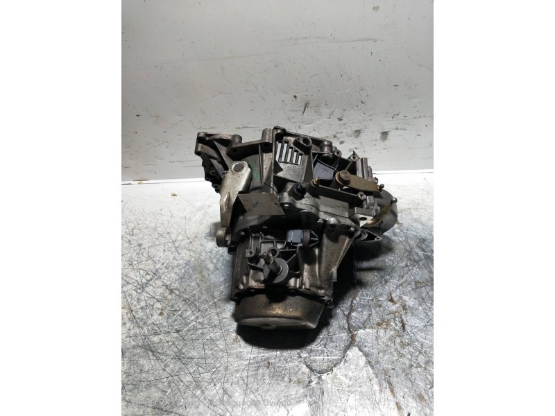 Recambio de caja cambios para peugeot 205 berlina xad / xad multi referencia OEM IAM 20CL89 5044215A 