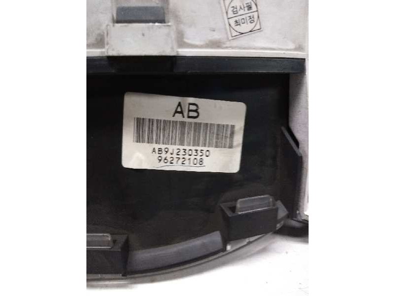 Recambio de cuadro instrumentos para daewoo nubira berlina 1.6 cat referencia OEM IAM 96272108 AB9J230350 AB