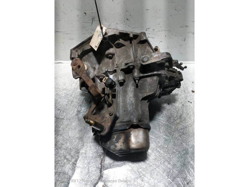 Recambio de caja cambios para peugeot 205 berlina 1.1 referencia OEM IAM 076605  