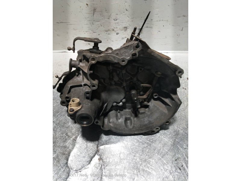 Recambio de caja cambios para peugeot 205 berlina 1.1 referencia OEM IAM 076605  