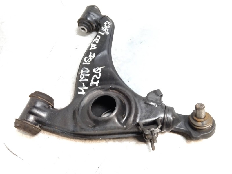 Recambio de brazo suspension inferior delantero izquierdo para mercedes clase c (w201) berlina 1.8 e 190 (201.018) referencia OE