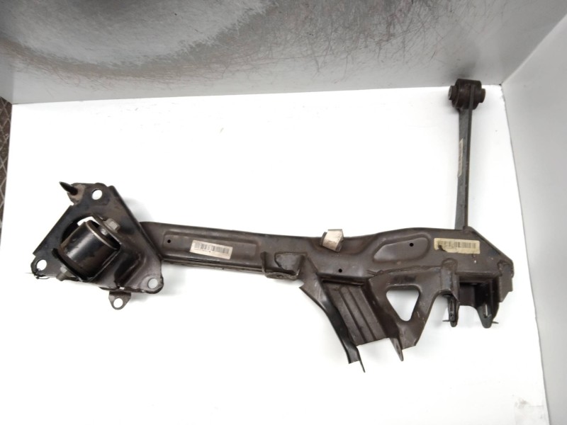 Recambio de brazo suspension inferior trasero izquierdo para alfa romeo 159 (140) 1.9 jtd (m) 16v cat referencia OEM IAM 5070563