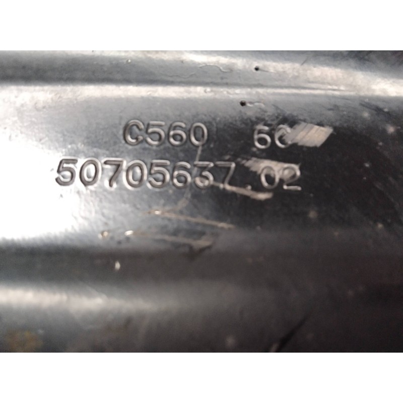 Recambio de brazo suspension inferior trasero izquierdo para alfa romeo 159 (140) 1.9 jtd (m) 16v cat referencia OEM IAM 5070563
