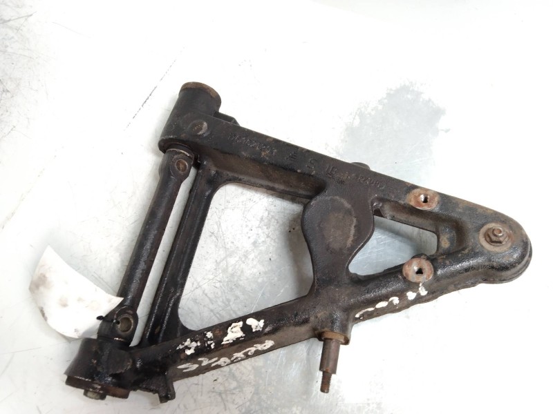 Recambio de brazo suspension inferior delantero izquierdo para alfa romeo 75 referencia OEM IAM 1160021303  