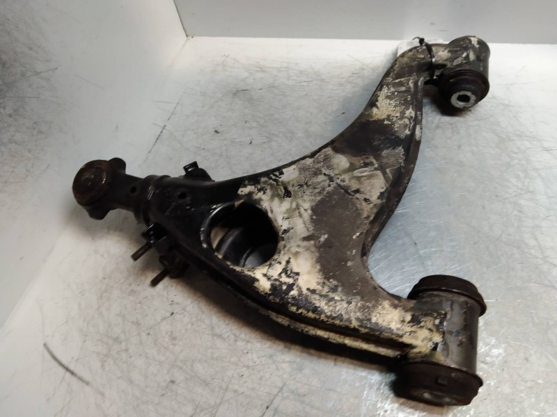 Recambio de brazo suspension inferior delantero izquierdo para mercedes clase c (w201) berlina 1.8 e 190 (201.018) referencia OE