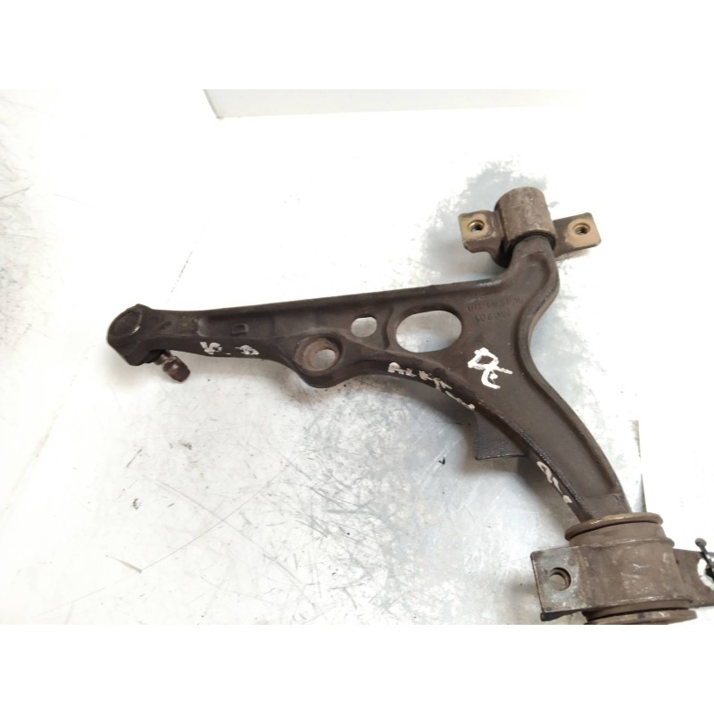 Recambio de brazo suspension inferior delantero derecho para alfa romeo 146 2.0 turbodiesel referencia OEM IAM 7780446  