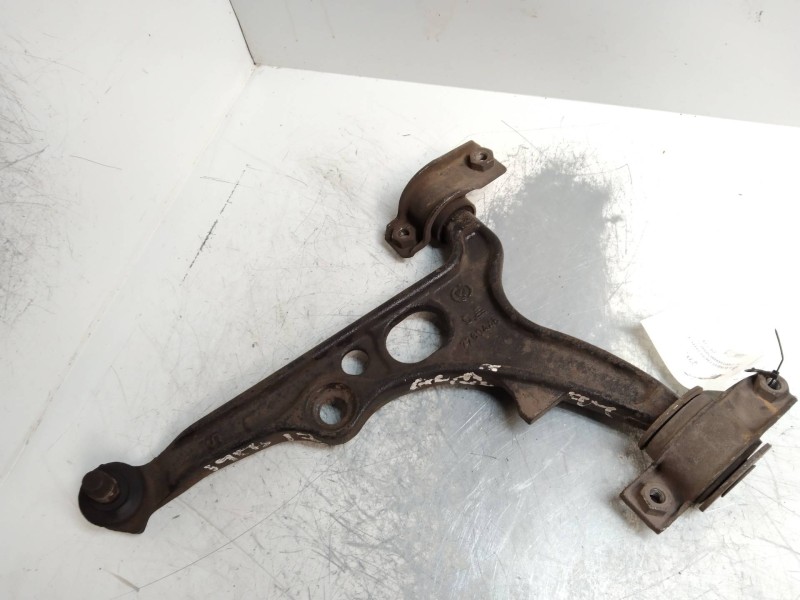 Recambio de brazo suspension inferior delantero izquierdo para alfa romeo 146 2.0 turbodiesel referencia OEM IAM 7780445  